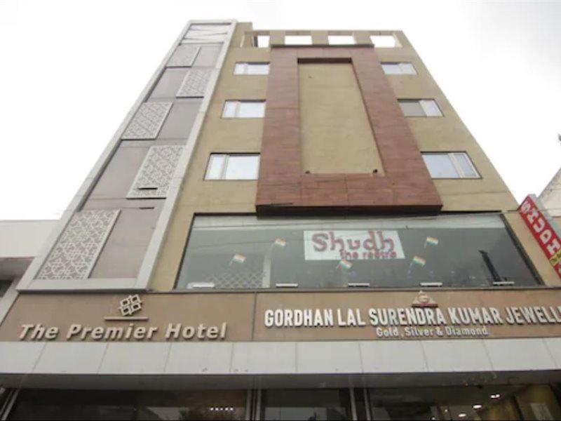 The Premier Hotel Kota  Bagian luar foto